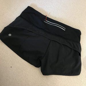 Lululemon black low rise short